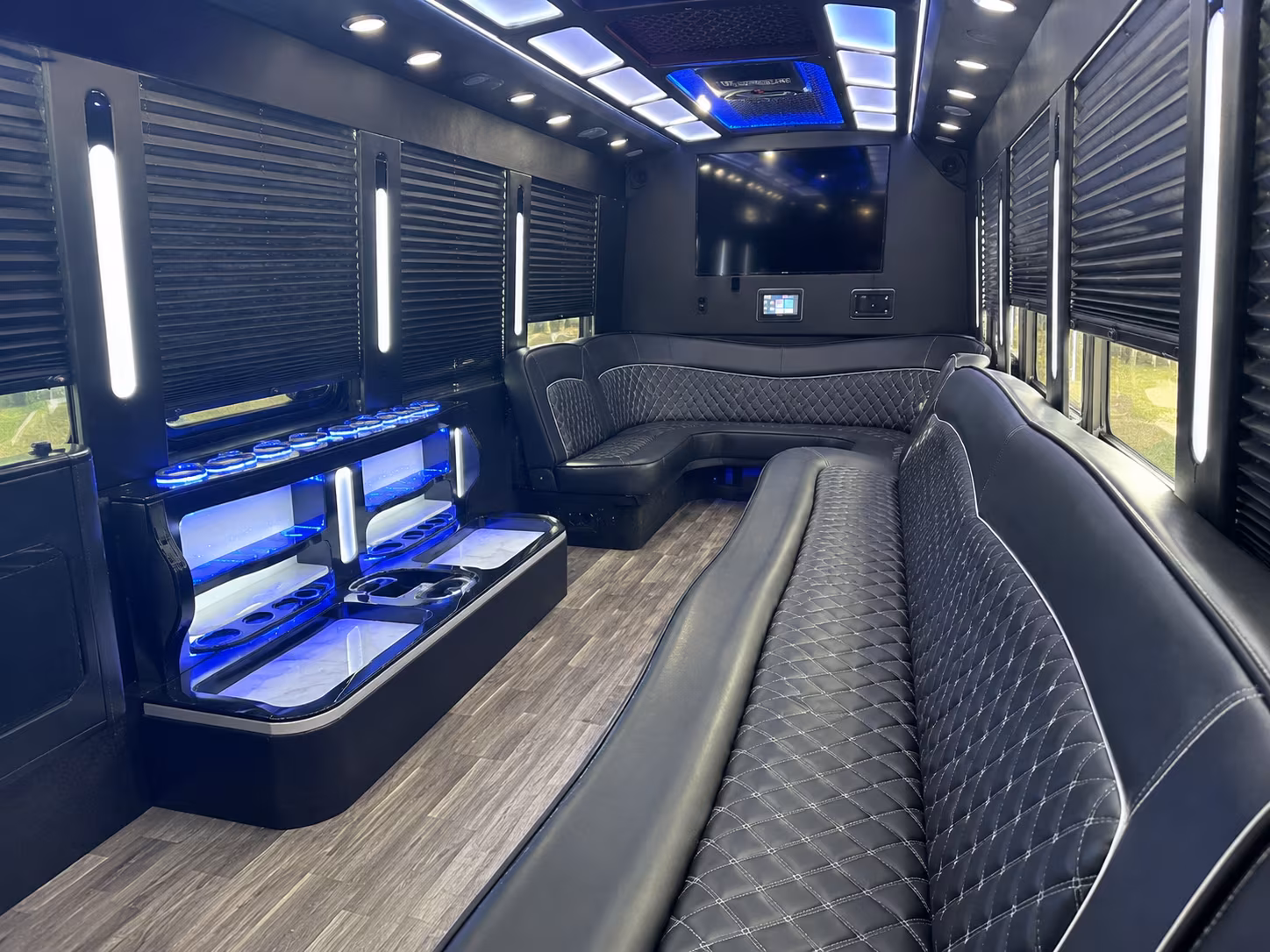 elyria prom transportation
