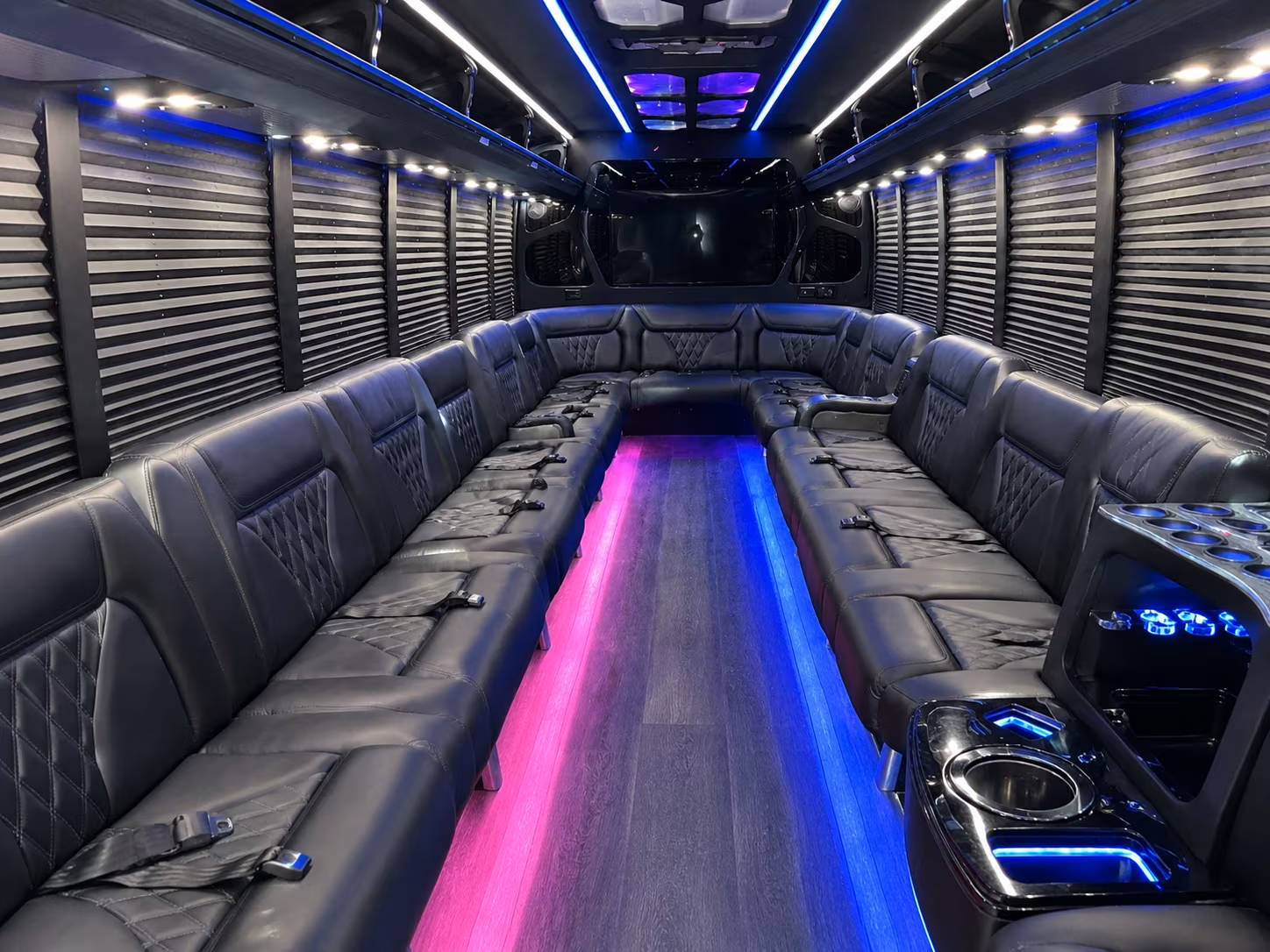 party buses for concerts at house of blues and jacobs pavilion
